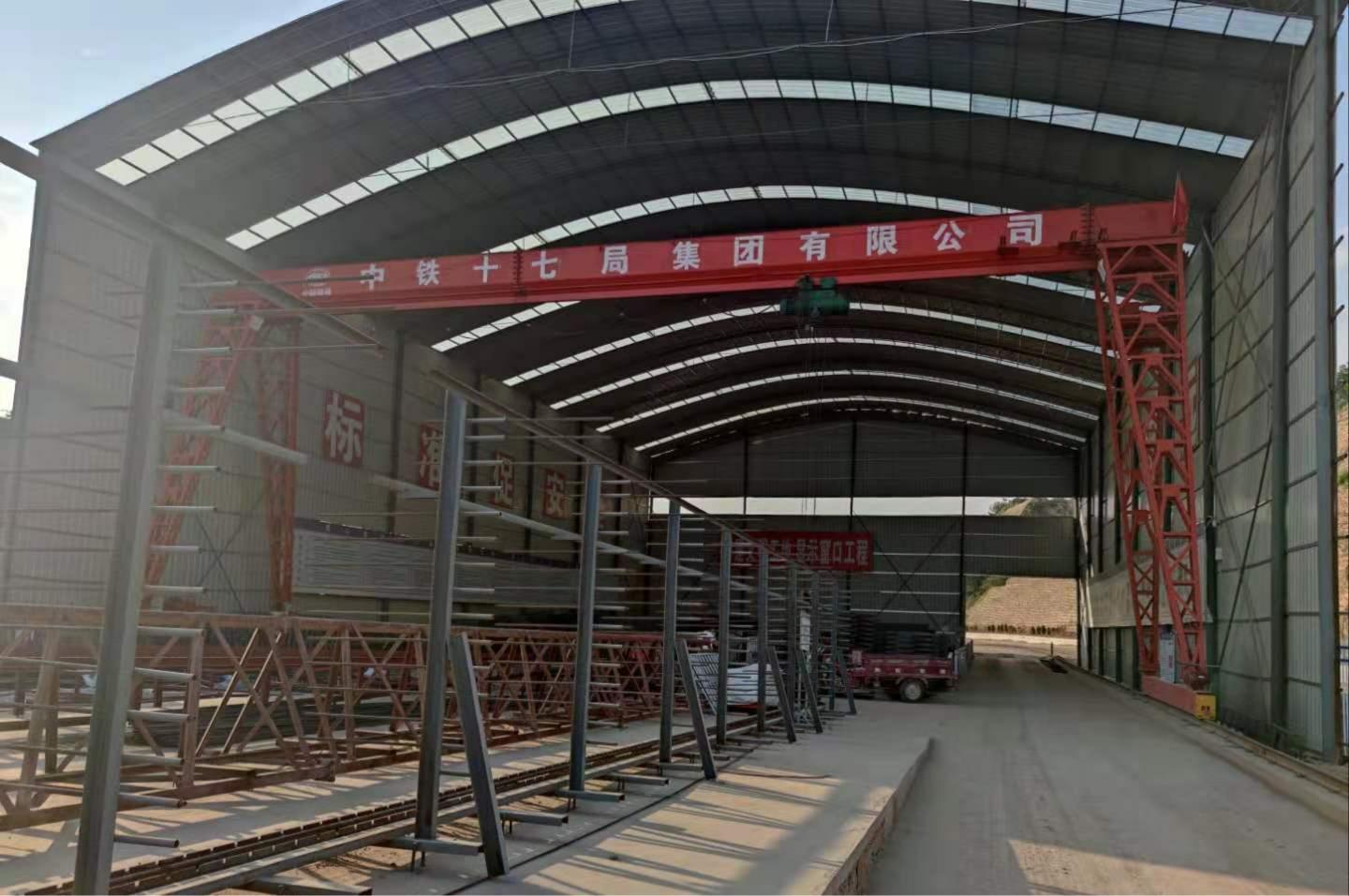 龍門(mén)吊的設(shè)計(jì)理念是什么？龍門(mén)吊出廠(chǎng)前需要進(jìn)行實(shí)驗(yàn)嗎？